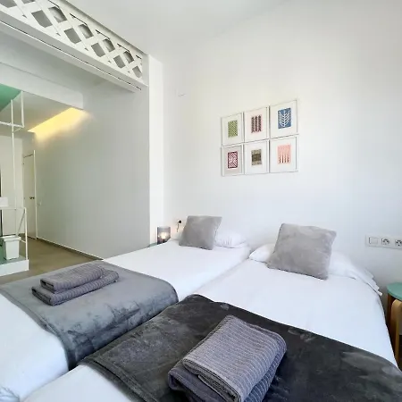 Plaza Cataluna Penthouse * Barcelona