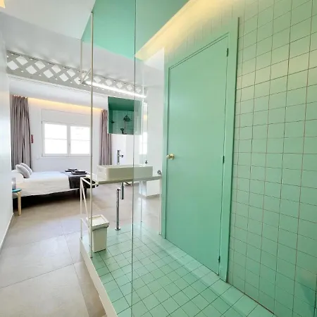Plaza Cataluna Penthouse Apartment