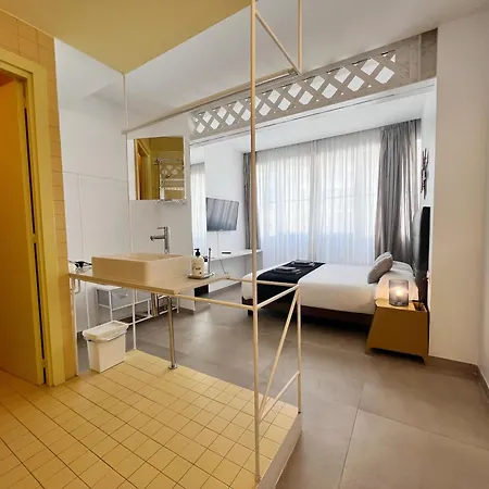 Plaza Cataluna Penthouse Apartment