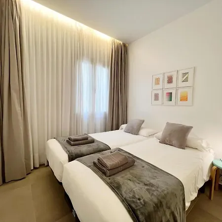 Plaza Cataluna Penthouse *