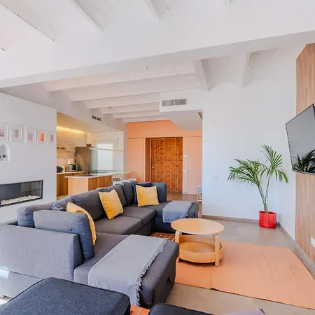 Plaza Cataluna Penthouse バルセロナ